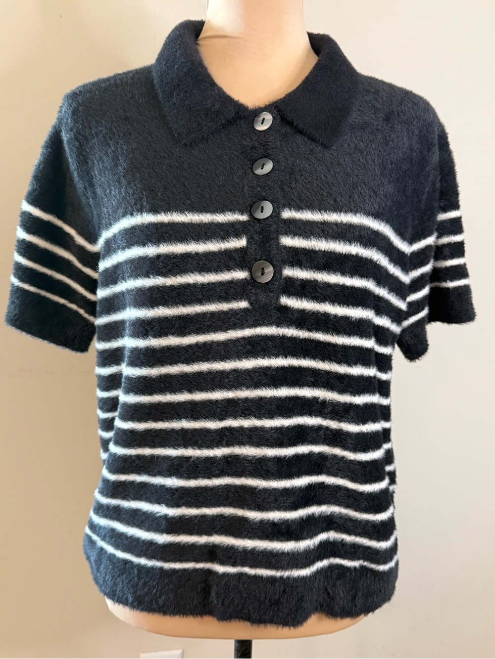 Plush fuzzy black & white striped polo sweater preppy chunky winter fall LG